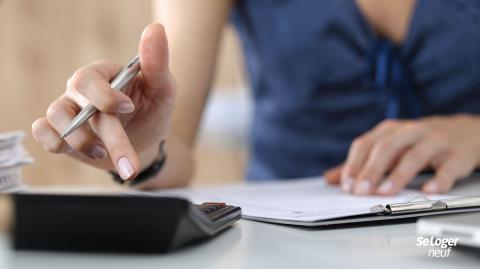 Le taux d’effort est un calcul précis, qui permet de savoir quelle part vous pourrez consacrer à votre crédit immobilier. ©Idutko Credit immobilier : qu’est-ce que le taux d’effort ?